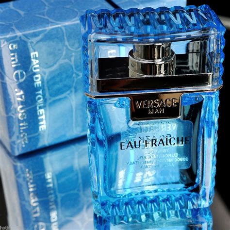 versace blue cologne men's.